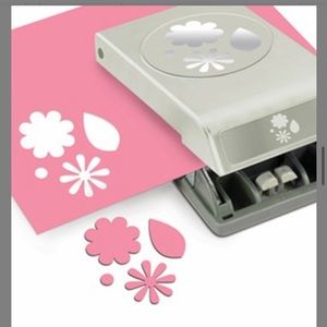 Confetti flower paper punch